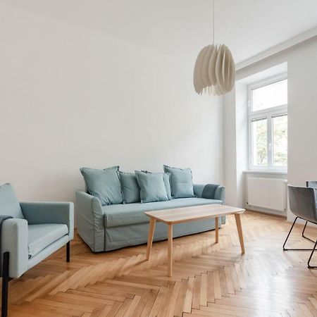 Universum Apartment 2 Вена Экстерьер фото