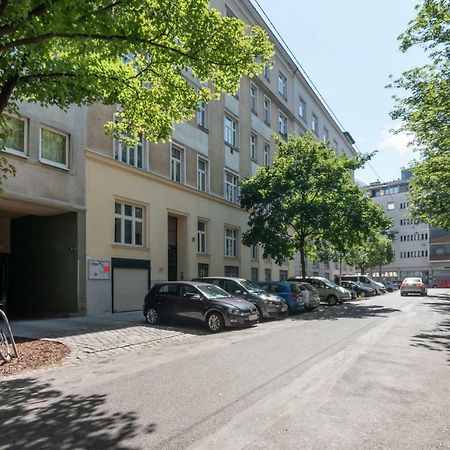 Universum Apartment 2 Вена Экстерьер фото