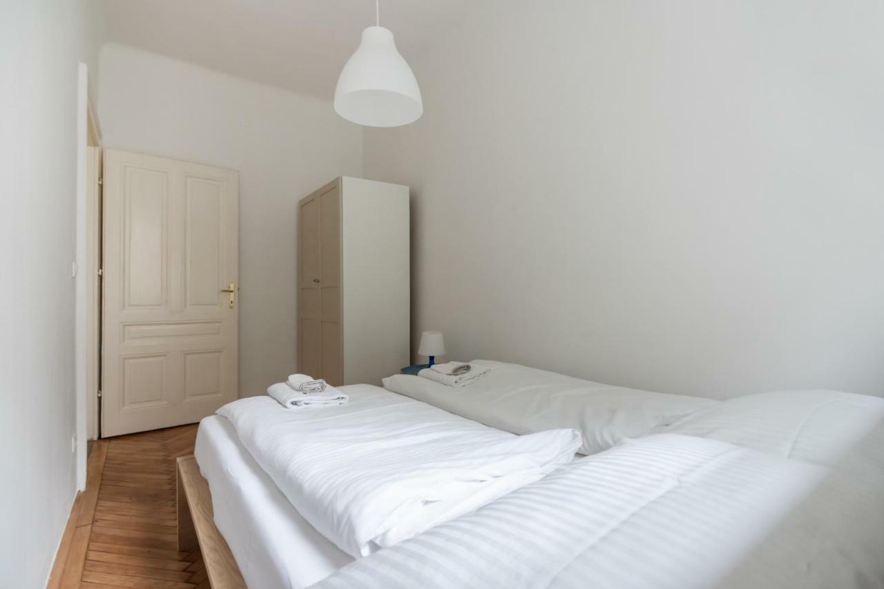 Universum Apartment 2 Вена Экстерьер фото