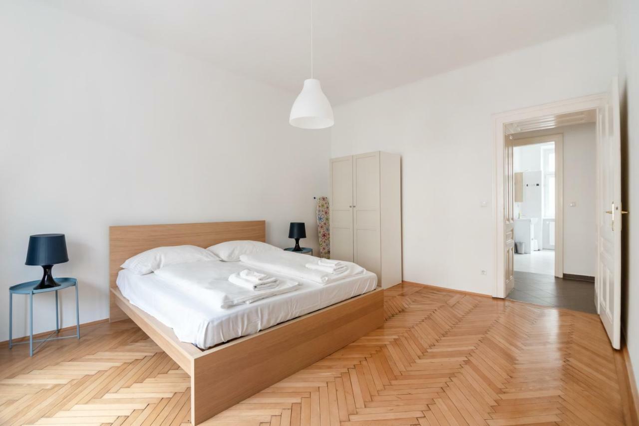 Universum Apartment 2 Вена Экстерьер фото